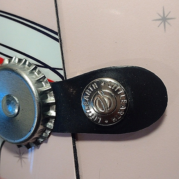 Little Earth Cocktail Time Cylinder Tin Shoulder Bag - Picture 5 of 16